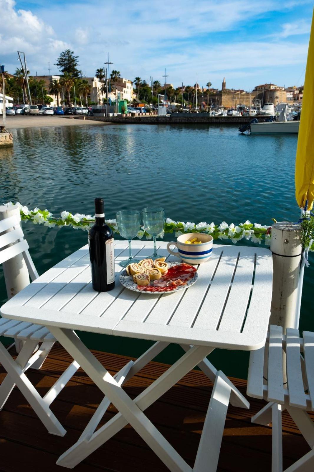 Hotel Houseboat Sardinia Alghero Zewnętrze zdjęcie